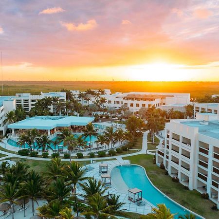 Hyatt Ziva Riviera Cancun All-Inclusive (Adults Only) بويرتو موريلوس المظهر الخارجي الصورة